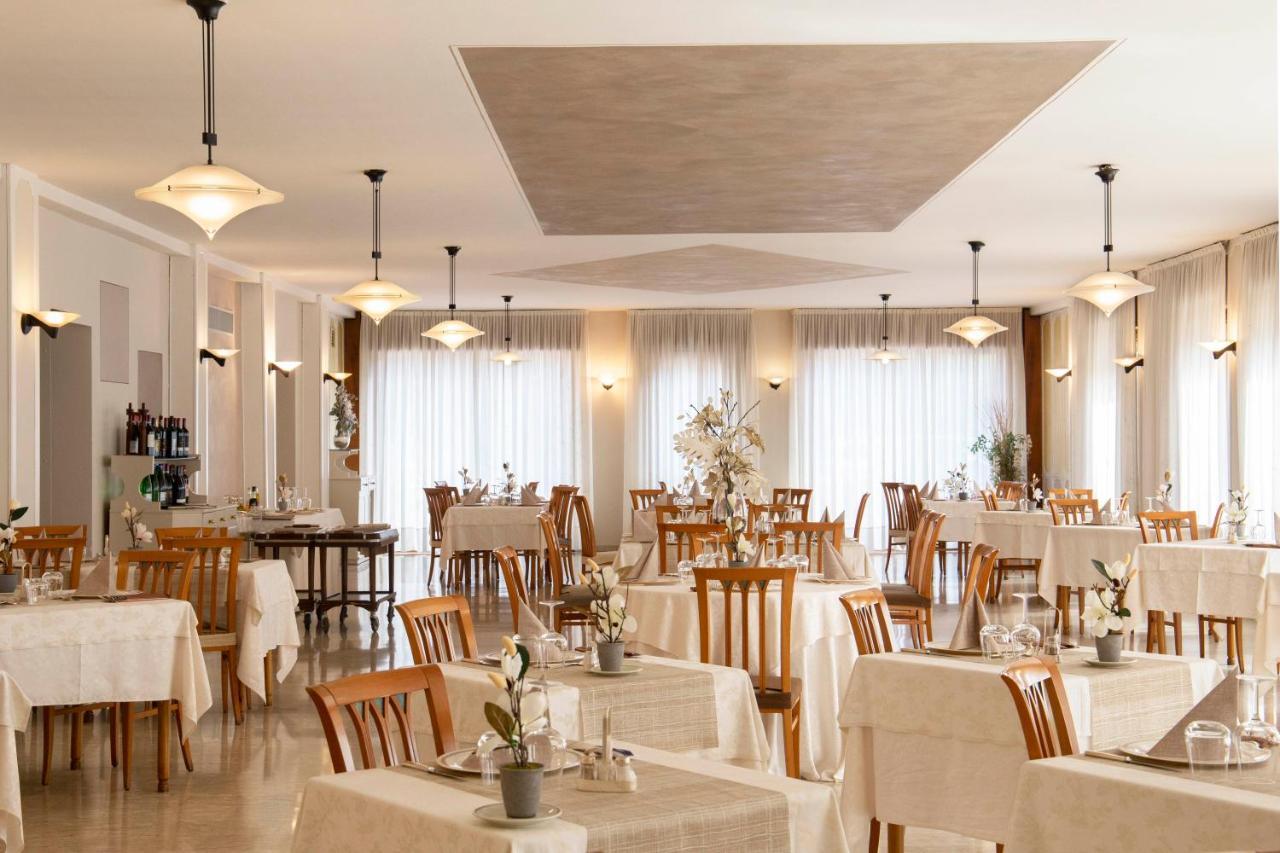 Albergo Milano Boario Terme エクステリア 写真