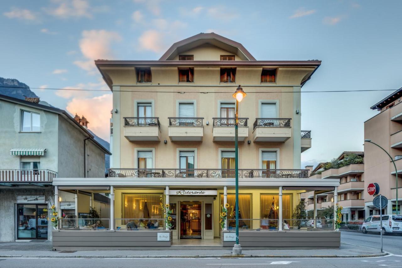 Albergo Milano Boario Terme エクステリア 写真