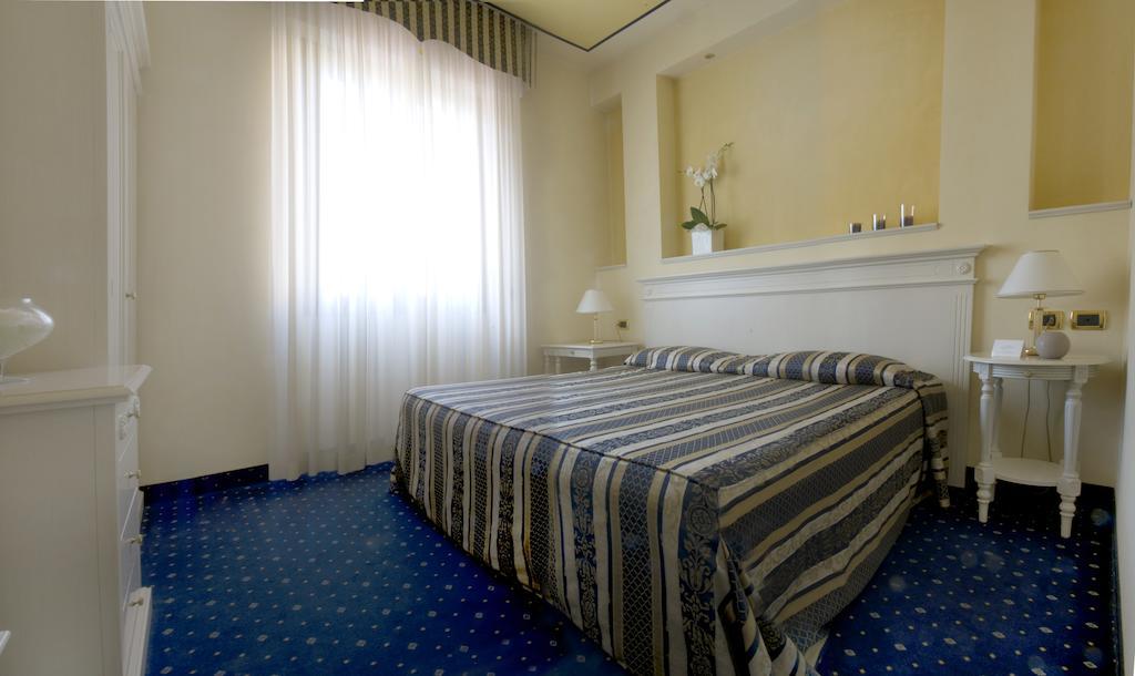 Albergo Milano Boario Terme 部屋 写真